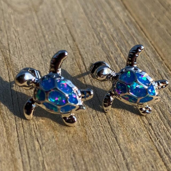 Choice of Sea Turtle Earrings - Picture 3 of 11
